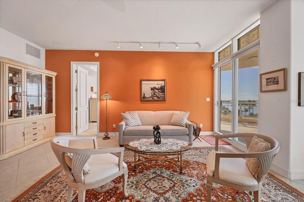 For Sale: $1,525,000 (2 beds, 2 baths, 1836 Square Feet)