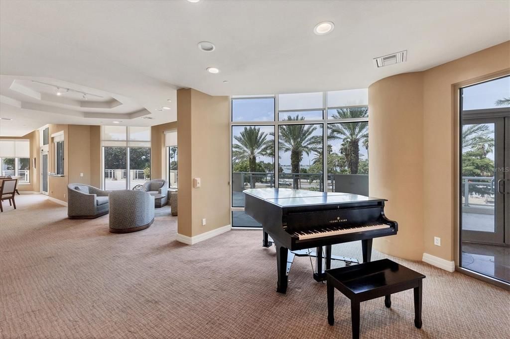 For Sale: $1,525,000 (2 beds, 2 baths, 1836 Square Feet)