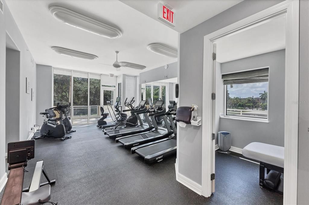 For Sale: $1,525,000 (2 beds, 2 baths, 1836 Square Feet)