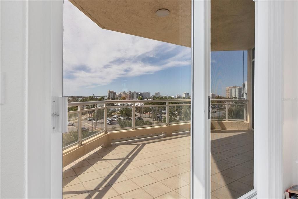 For Sale: $1,525,000 (2 beds, 2 baths, 1836 Square Feet)