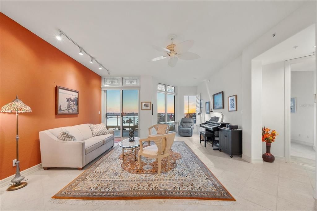 For Sale: $1,525,000 (2 beds, 2 baths, 1836 Square Feet)