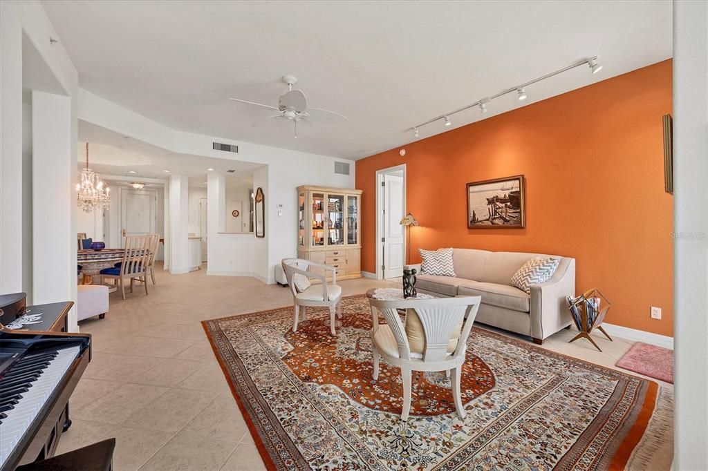 For Sale: $1,525,000 (2 beds, 2 baths, 1836 Square Feet)