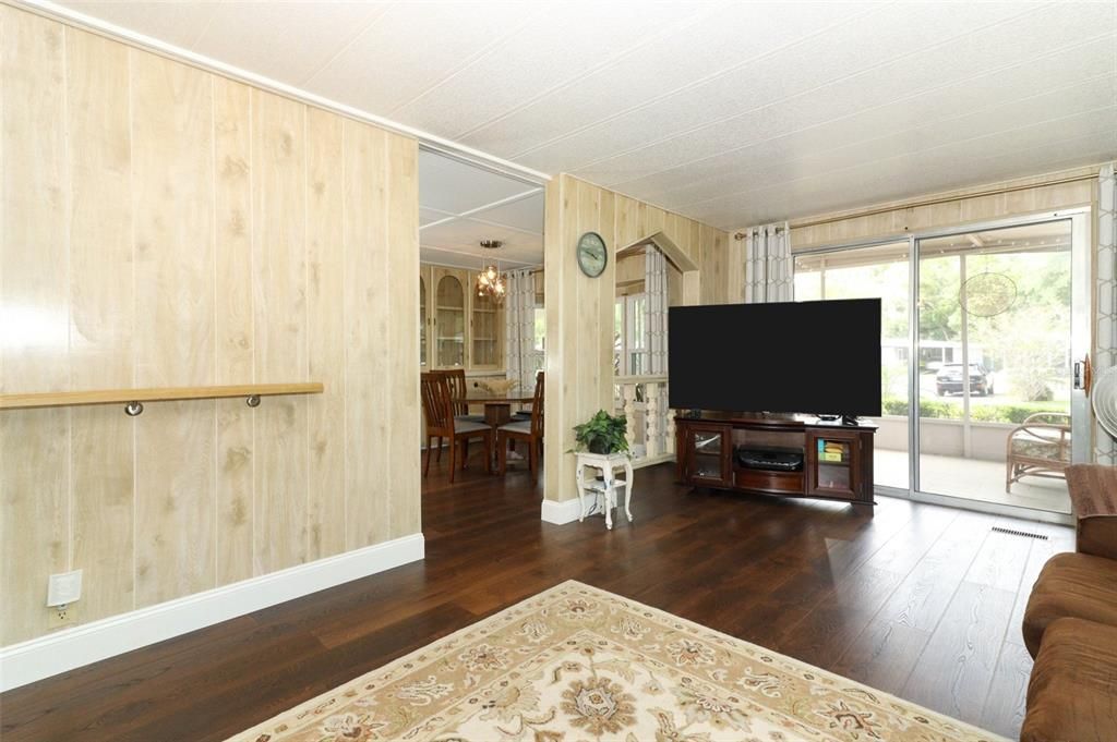 En Venta: $44,900 (2 camas, 2 baños, 1012 Pies cuadrados)