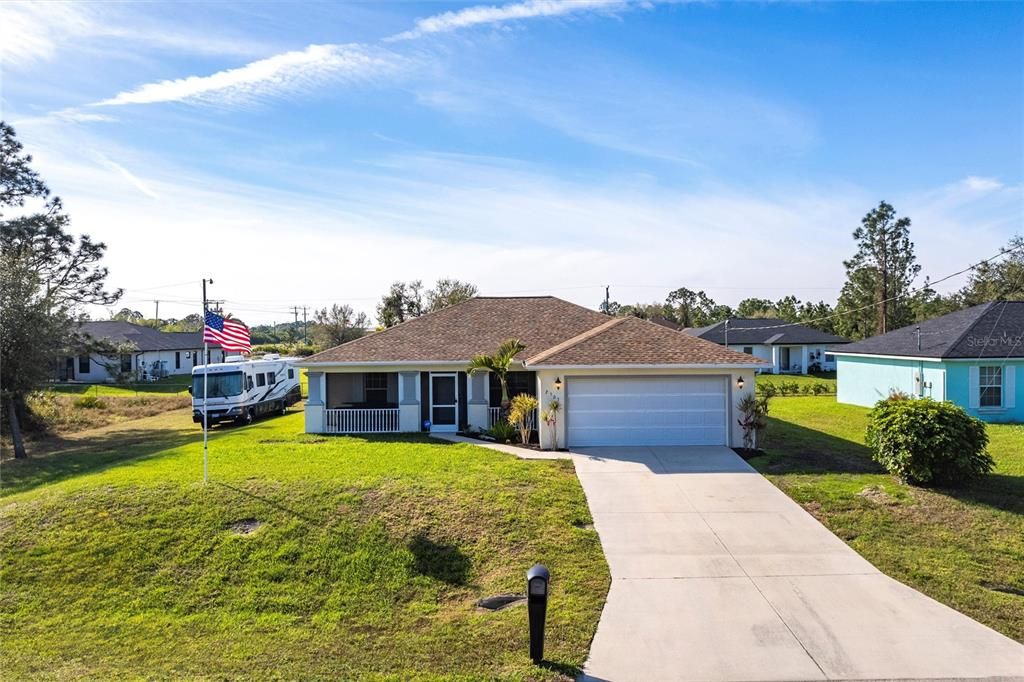 На продажу: $279,900 (3 спален, 2 ванн, 1408 Квадратных фут)