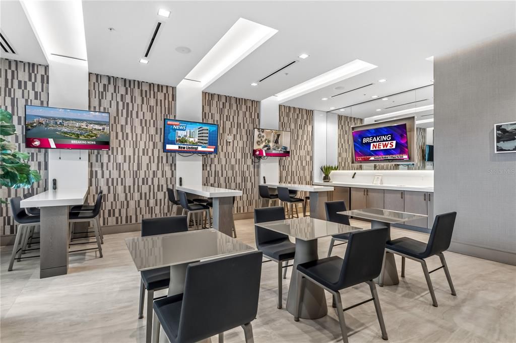 待售: $1,300,000 (2 贝兹, 2 浴室, 1575 平方英尺)