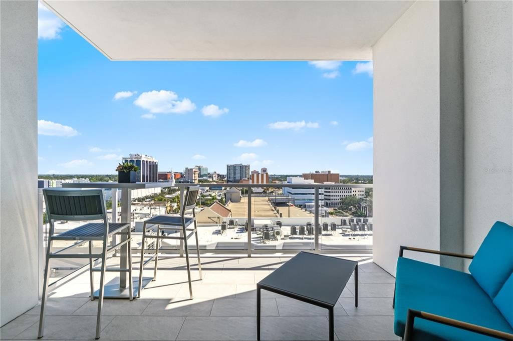 待售: $1,300,000 (2 贝兹, 2 浴室, 1575 平方英尺)