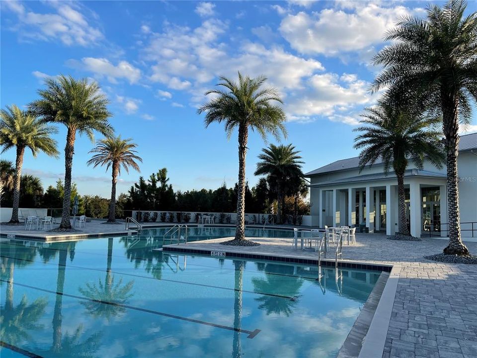 出租: $2,950 (4 贝兹, 3 浴室, 2492 平方英尺)