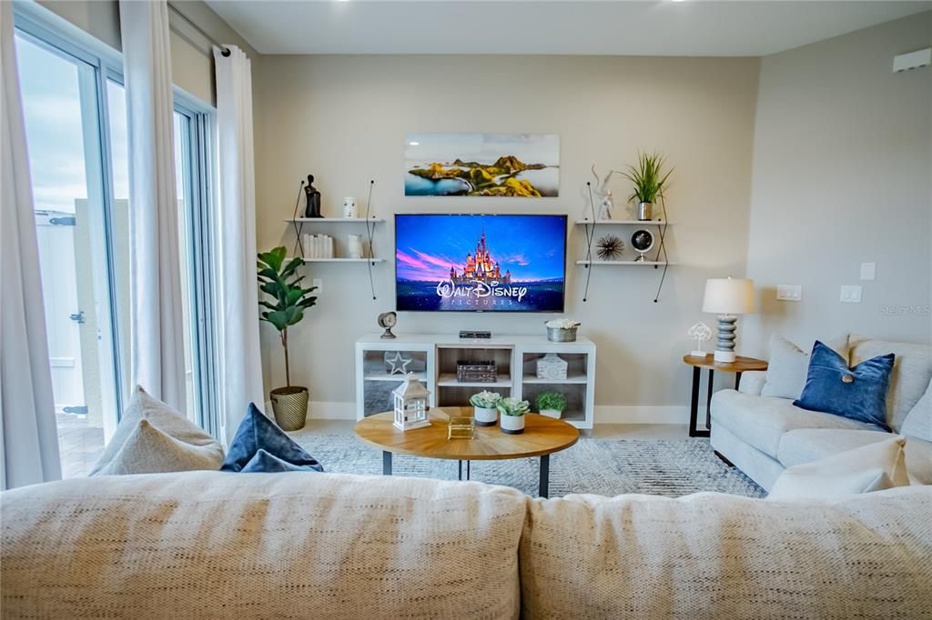 For Sale: $479,000 (5 beds, 5 baths, 2169 Square Feet)