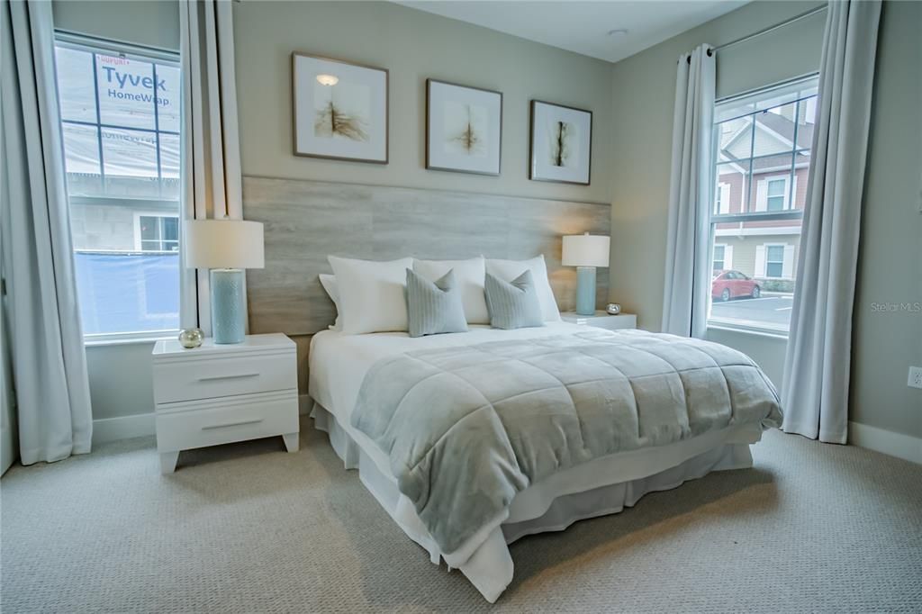 For Sale: $479,000 (5 beds, 5 baths, 2169 Square Feet)