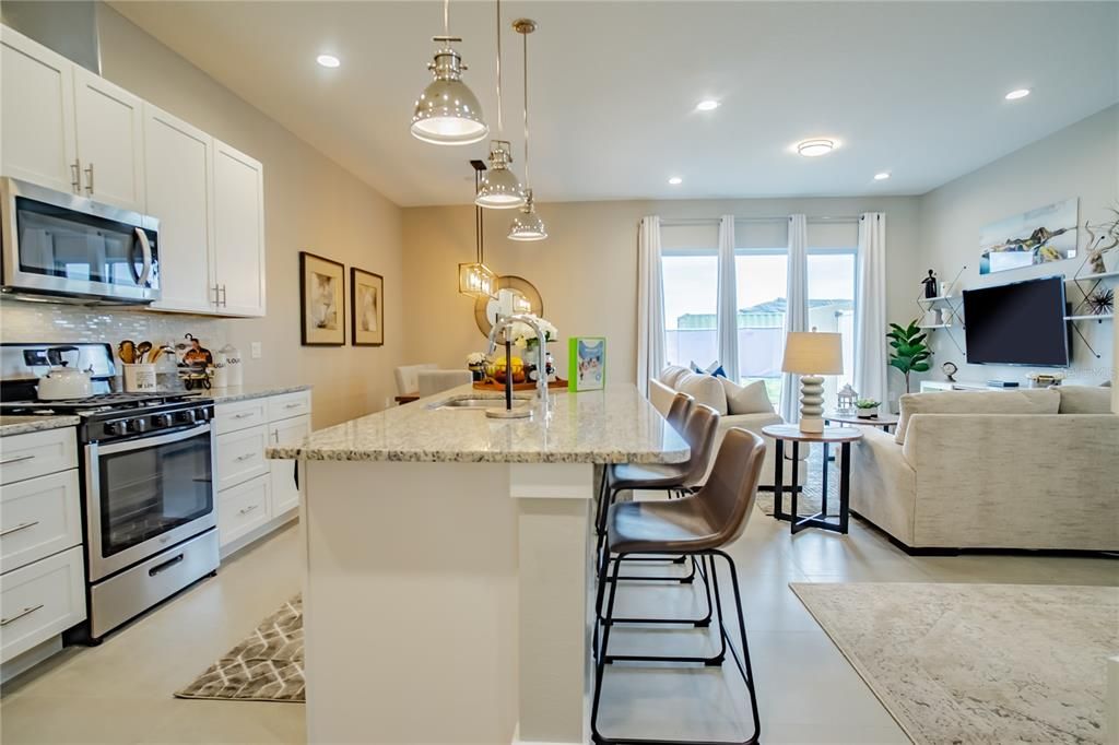 For Sale: $479,000 (5 beds, 5 baths, 2169 Square Feet)