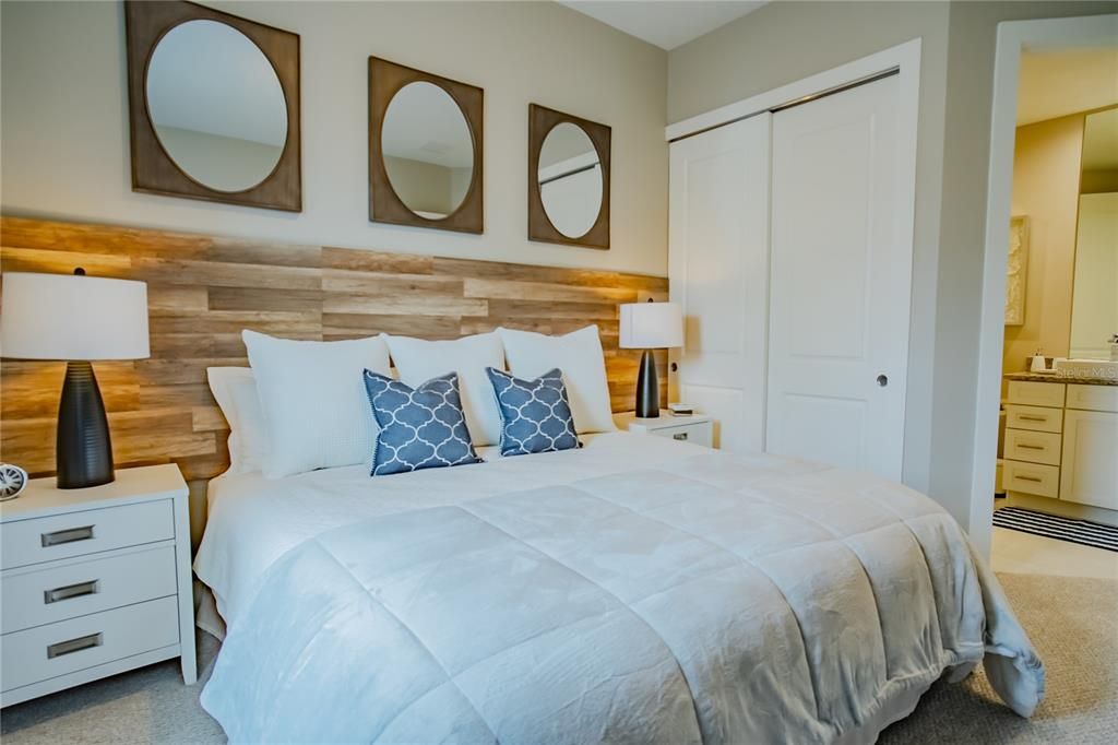 For Sale: $479,000 (5 beds, 5 baths, 2169 Square Feet)