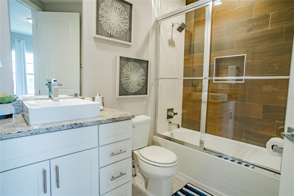 For Sale: $479,000 (5 beds, 5 baths, 2169 Square Feet)