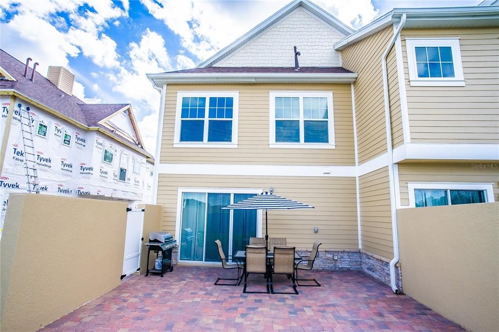 For Sale: $479,000 (5 beds, 5 baths, 2169 Square Feet)