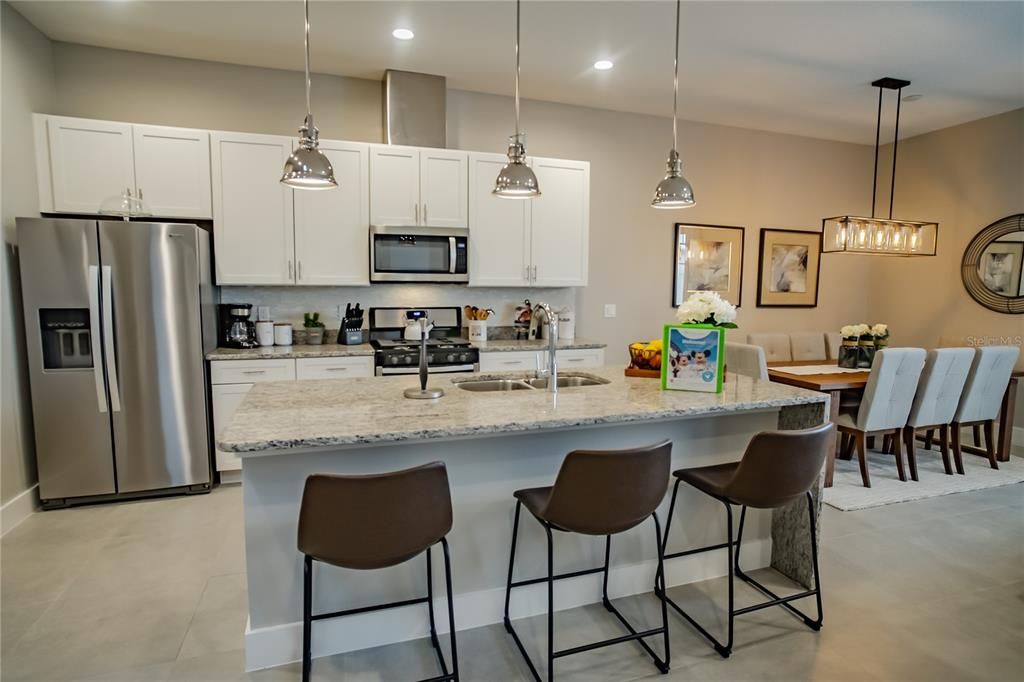 For Sale: $479,000 (5 beds, 5 baths, 2169 Square Feet)