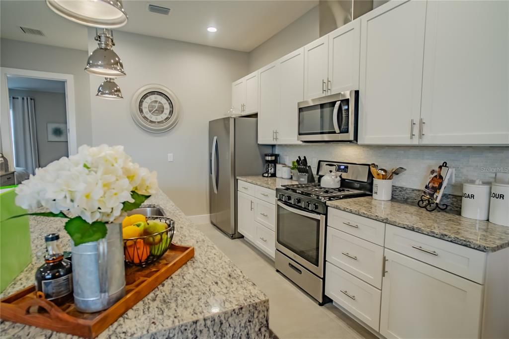 For Sale: $479,000 (5 beds, 5 baths, 2169 Square Feet)