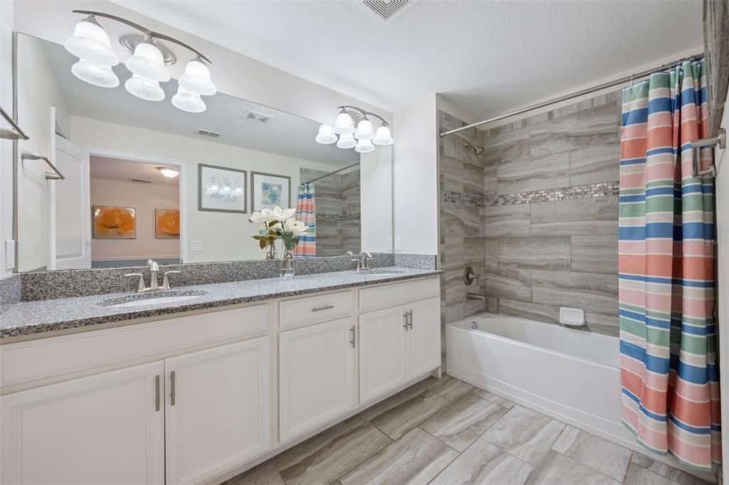 For Sale: $493,000 (5 beds, 4 baths, 2128 Square Feet)