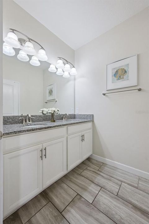 For Sale: $493,000 (5 beds, 4 baths, 2128 Square Feet)