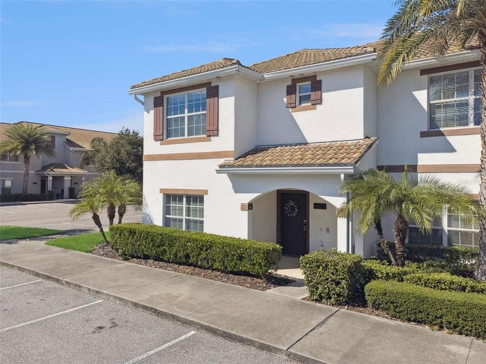 For Sale: $493,000 (5 beds, 4 baths, 2128 Square Feet)