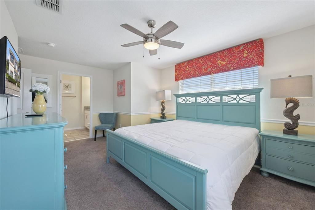 For Sale: $493,000 (5 beds, 4 baths, 2128 Square Feet)