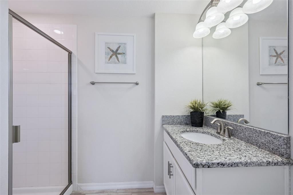 For Sale: $493,000 (5 beds, 4 baths, 2128 Square Feet)