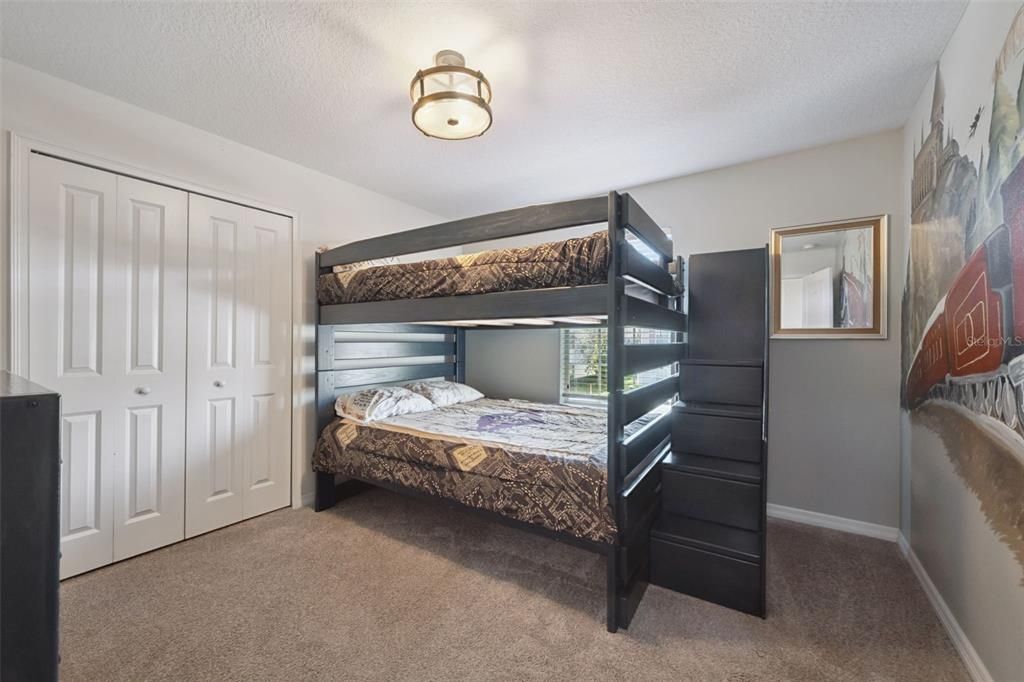 For Sale: $493,000 (5 beds, 4 baths, 2128 Square Feet)