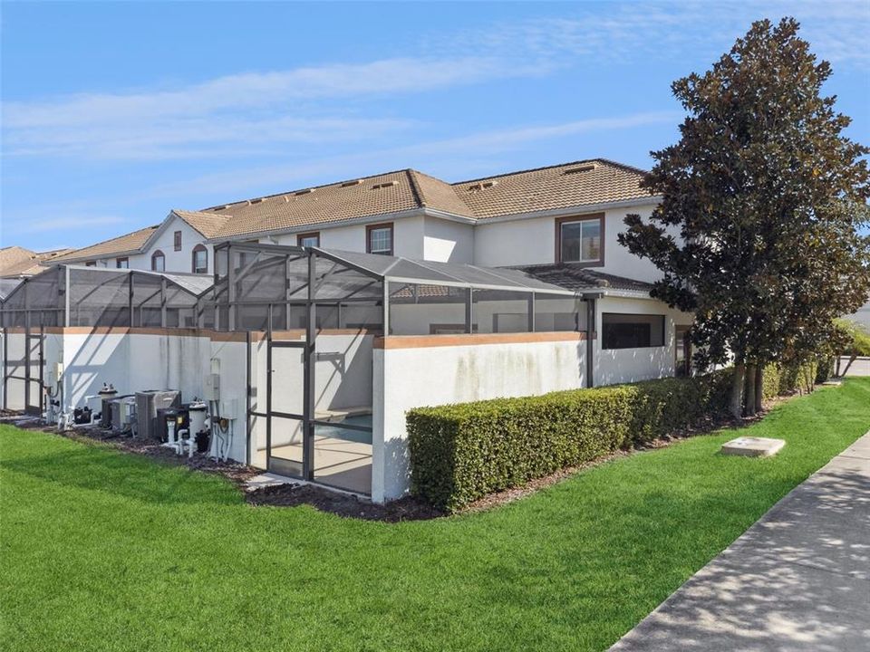 For Sale: $493,000 (5 beds, 4 baths, 2128 Square Feet)