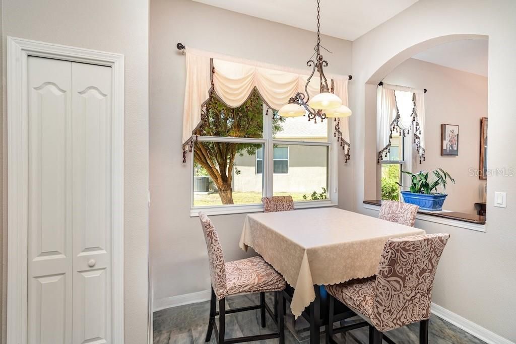 En Renta: $3,000 (3 camas, 2 baños, 2025 Pies cuadrados)