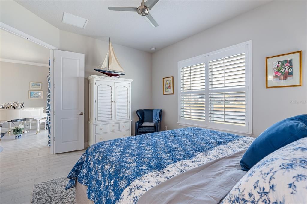 待售: $479,900 (2 贝兹, 2 浴室, 1529 平方英尺)