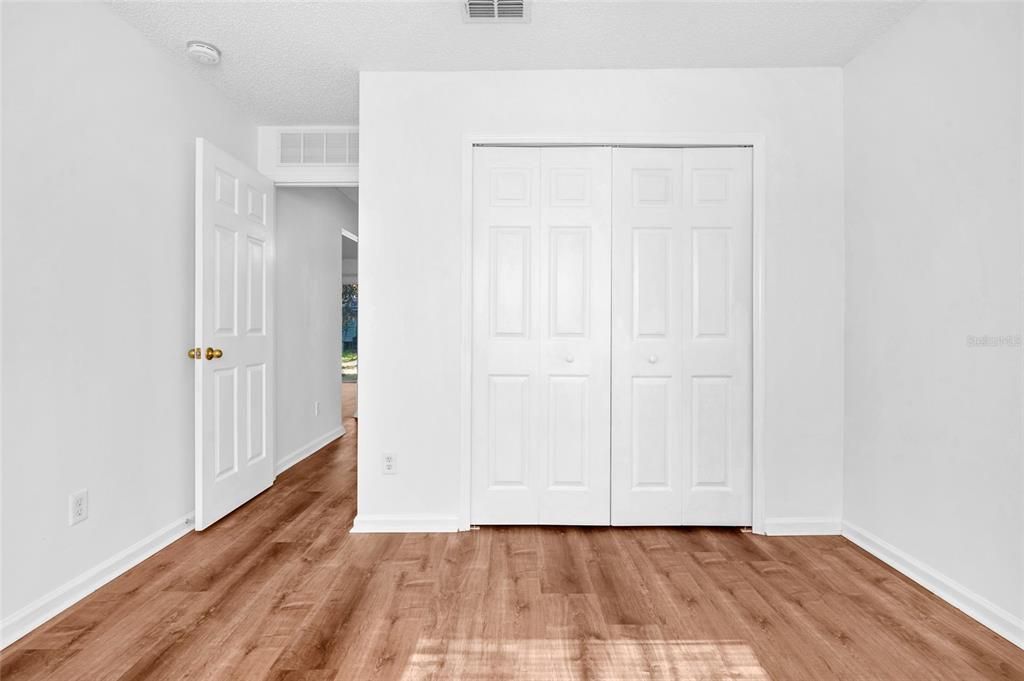 待售: $275,000 (3 贝兹, 2 浴室, 1257 平方英尺)