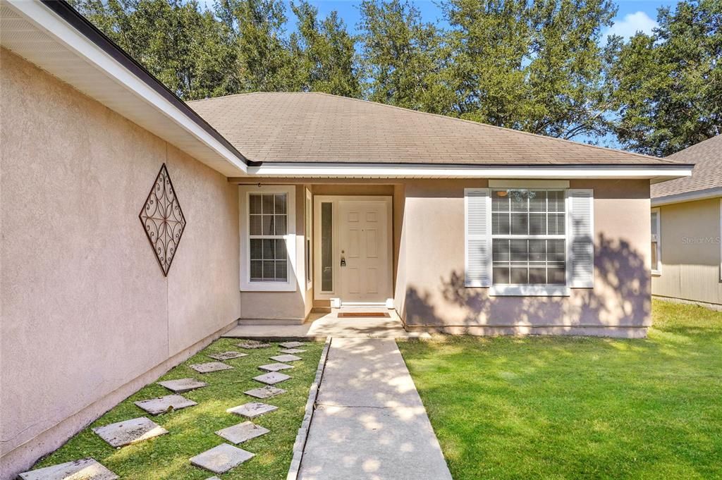 待售: $275,000 (3 贝兹, 2 浴室, 1257 平方英尺)