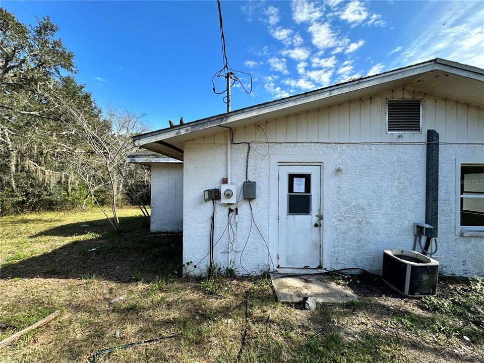 На продажу: $249,900 (3 спален, 2 ванн, 1737 Квадратных фут)