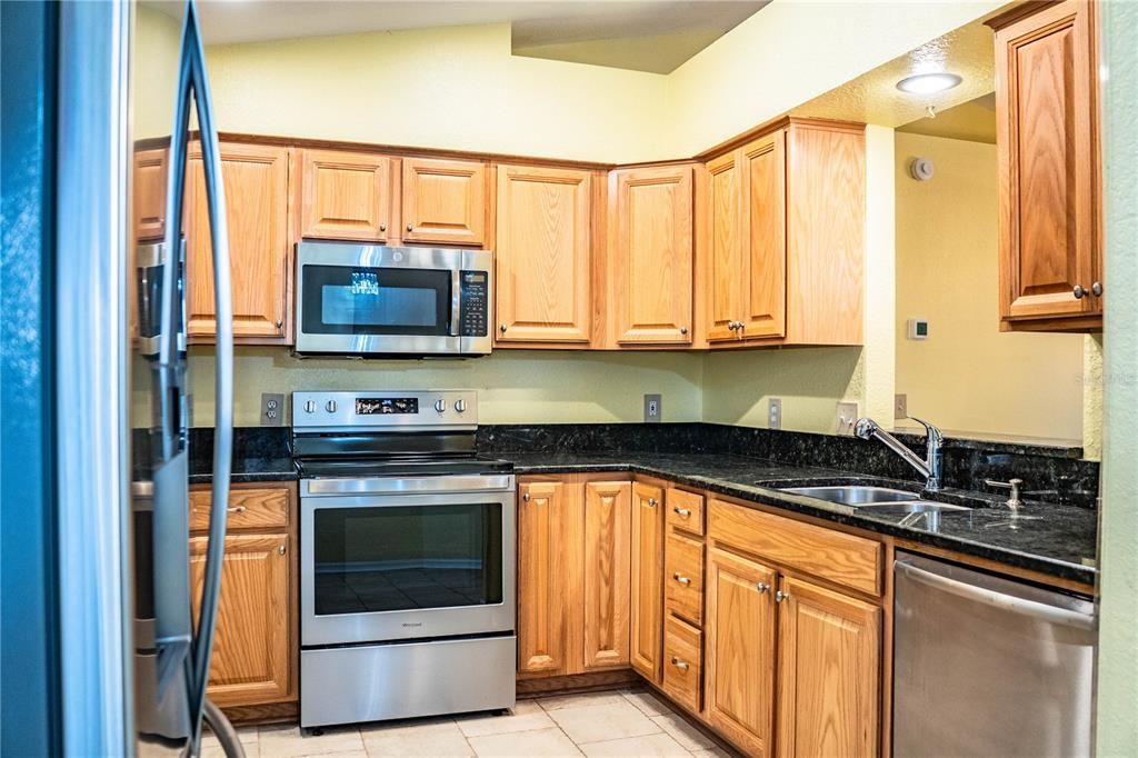 En Venta: $324,900 (3 camas, 2 baños, 1715 Pies cuadrados)