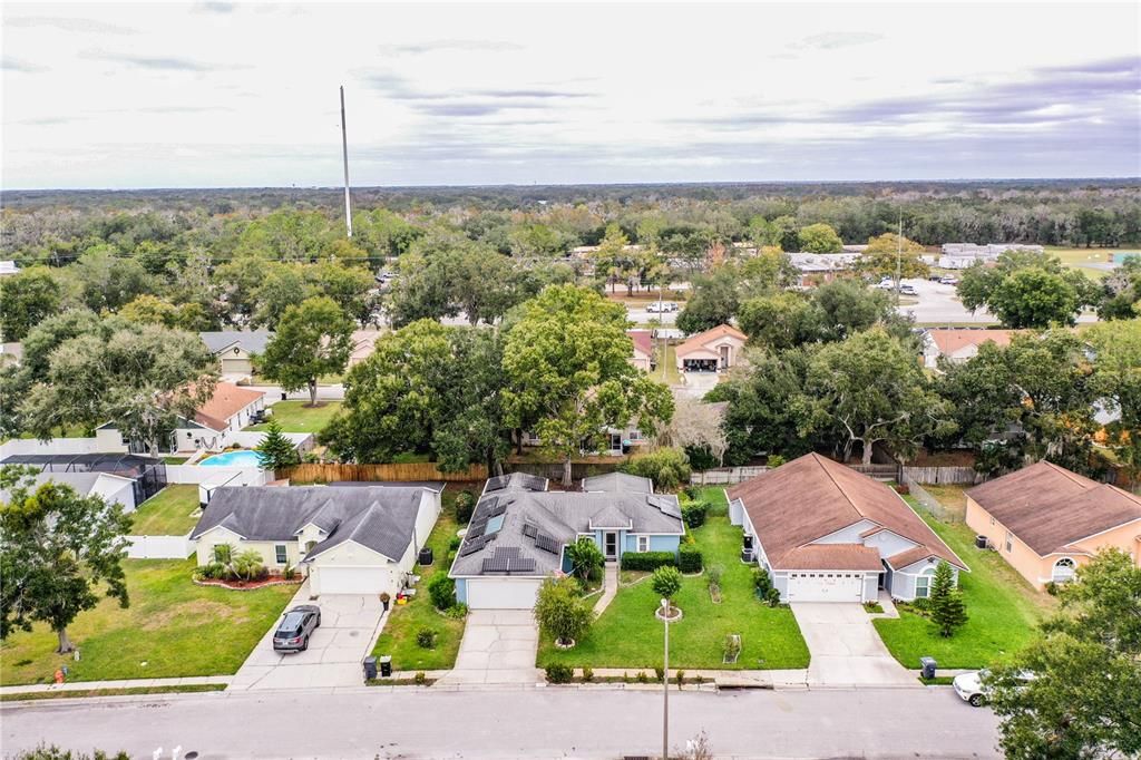 En Venta: $324,900 (3 camas, 2 baños, 1715 Pies cuadrados)