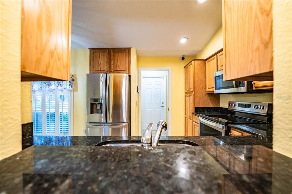 En Venta: $324,900 (3 camas, 2 baños, 1715 Pies cuadrados)