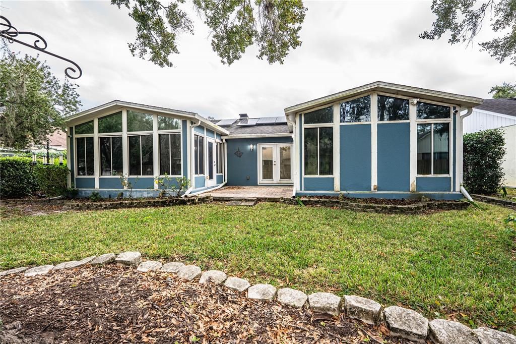 En Venta: $324,900 (3 camas, 2 baños, 1715 Pies cuadrados)