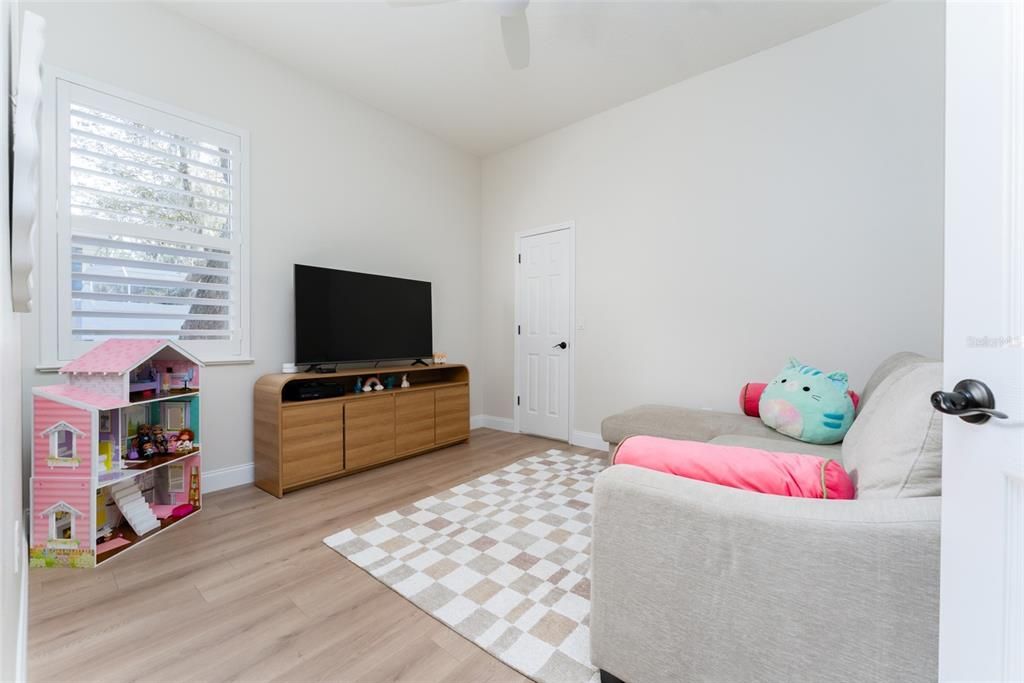 Active With Contract: $719,900 (4 beds, 3 baths, 2851 Square Feet)