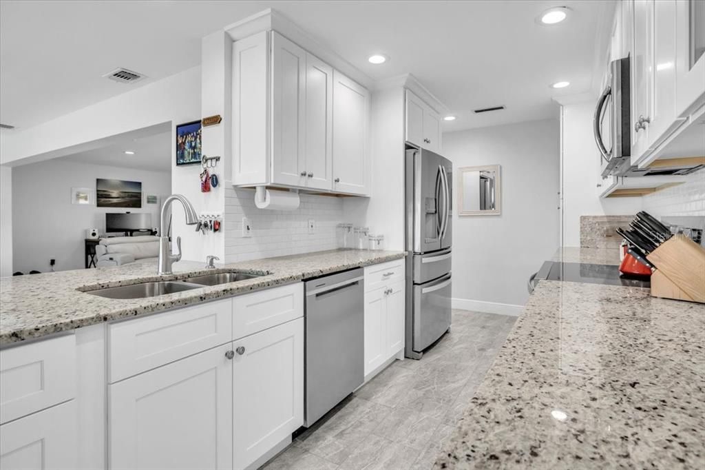 Active With Contract: $649,000 (3 beds, 2 baths, 1644 Square Feet)