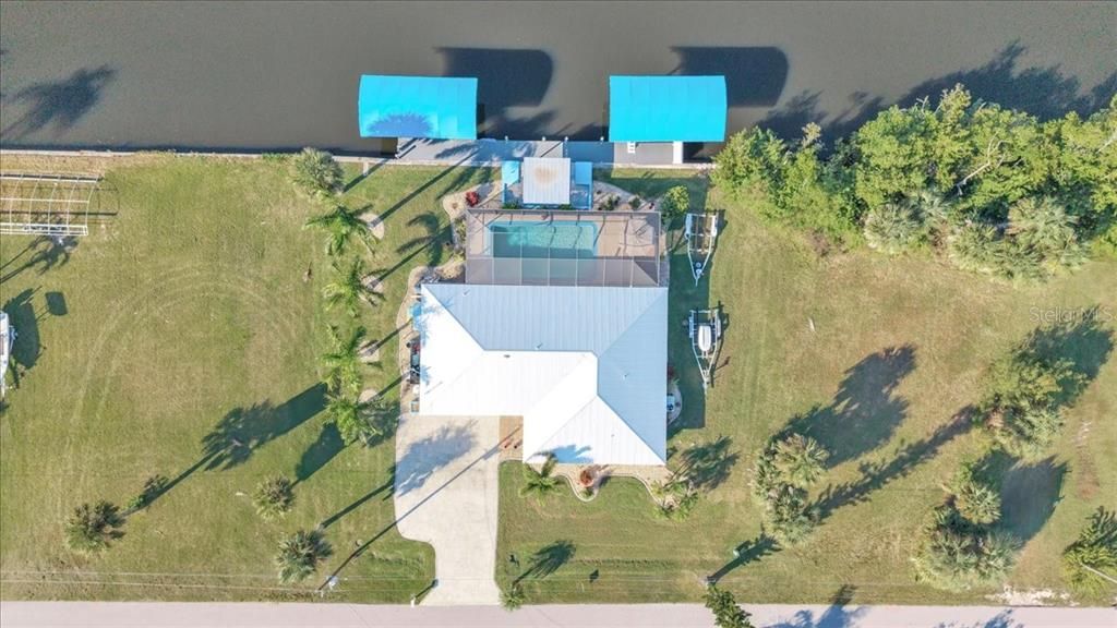 Active With Contract: $649,000 (3 beds, 2 baths, 1644 Square Feet)