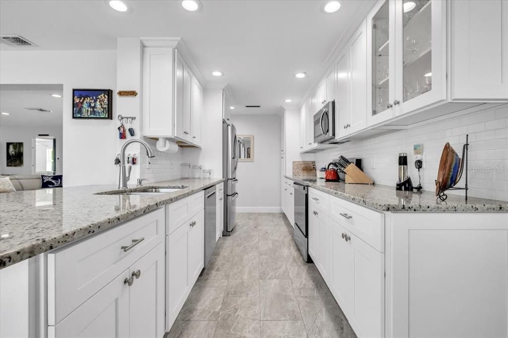 Active With Contract: $649,000 (3 beds, 2 baths, 1644 Square Feet)