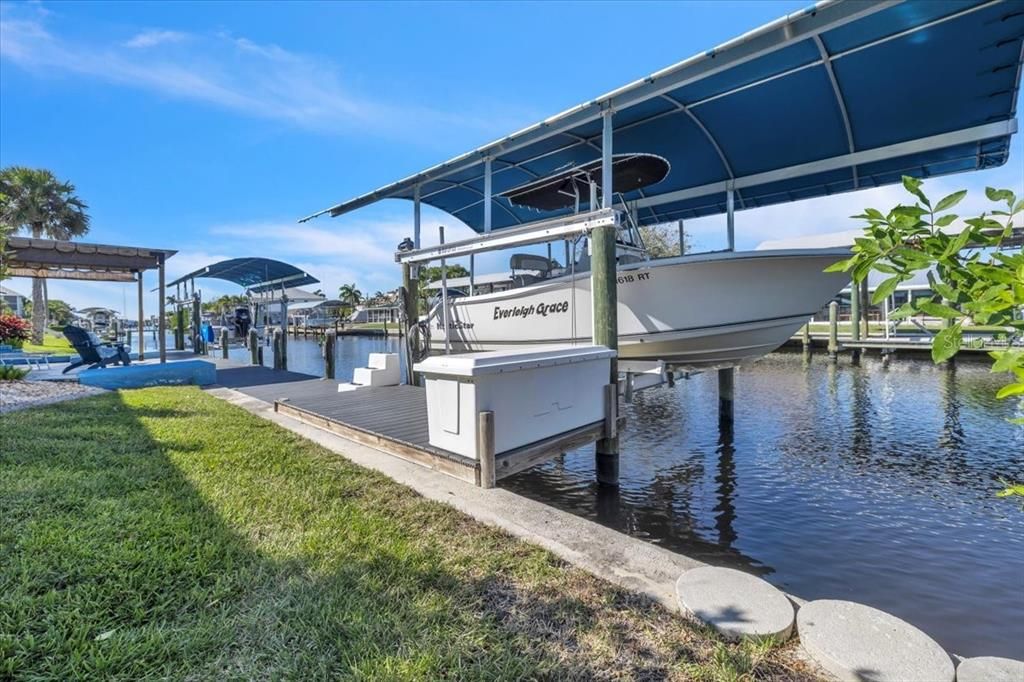 Active With Contract: $649,000 (3 beds, 2 baths, 1644 Square Feet)