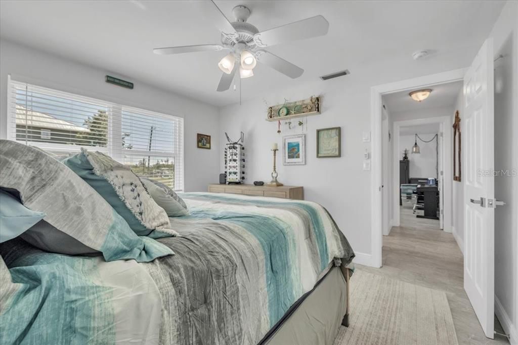 Active With Contract: $649,000 (3 beds, 2 baths, 1644 Square Feet)