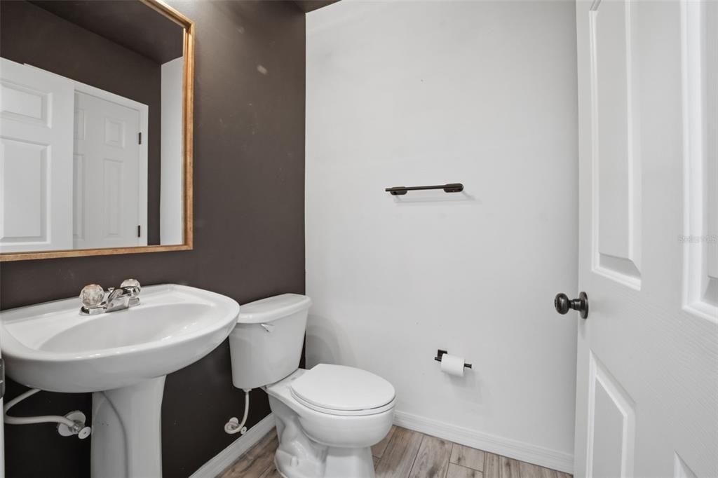 For Sale: $275,000 (3 beds, 2 baths, 1513 Square Feet)