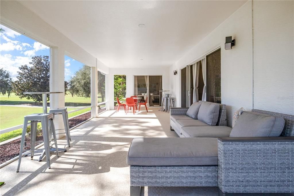 For Sale: $989,000 (3 beds, 2 baths, 1871 Square Feet)