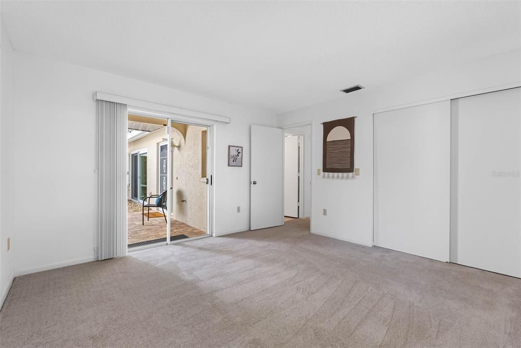 Active With Contract: $320,000 (2 beds, 2 baths, 1725 Square Feet)