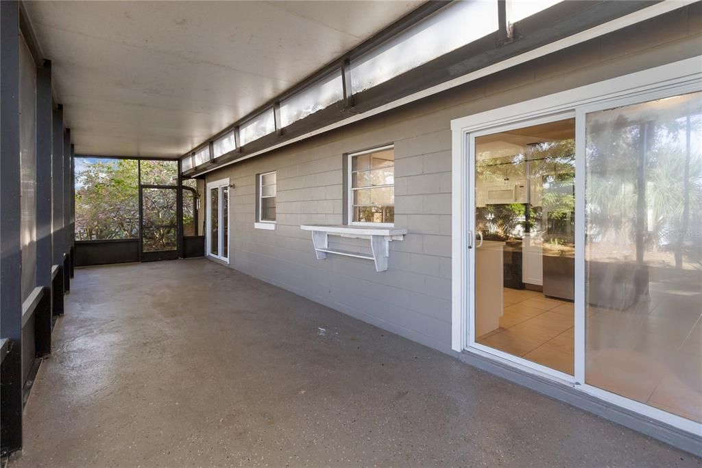 En Venta: $297,000 (2 camas, 2 baños, 1000 Pies cuadrados)