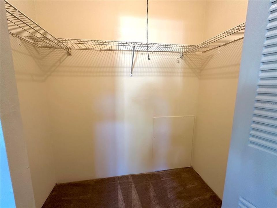 For Sale: $77,000 (1 beds, 1 baths, 635 Square Feet)