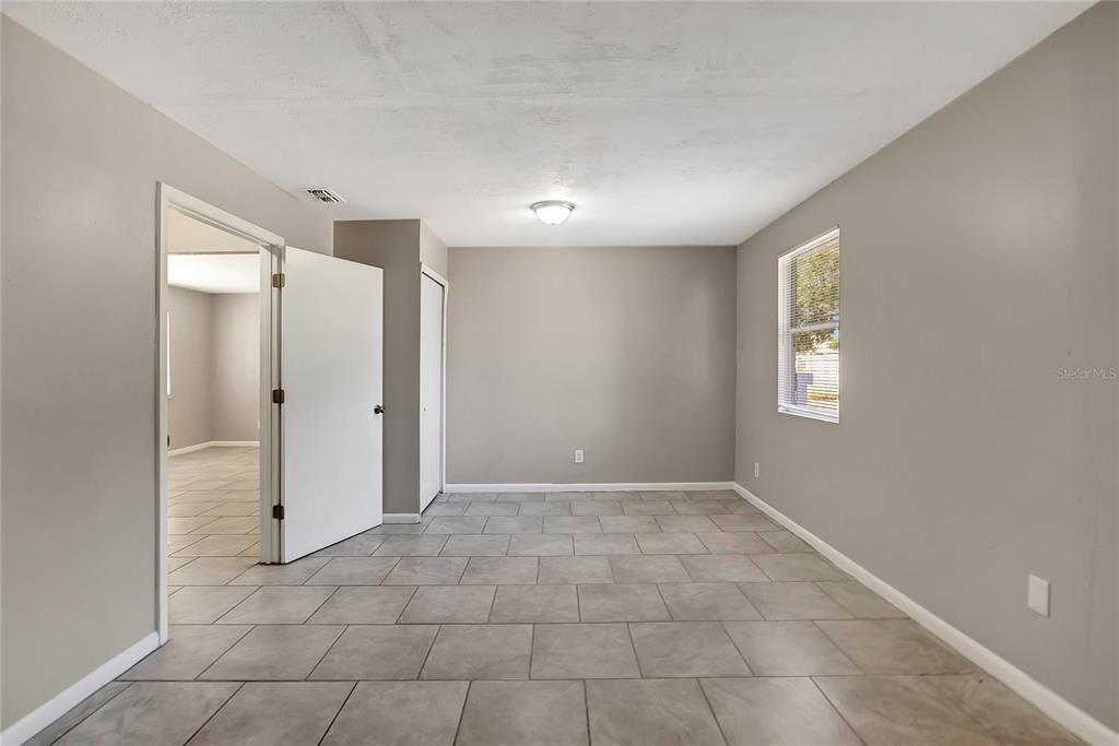 Active With Contract: $279,900 (2 beds, 2 baths, 825 Square Feet)