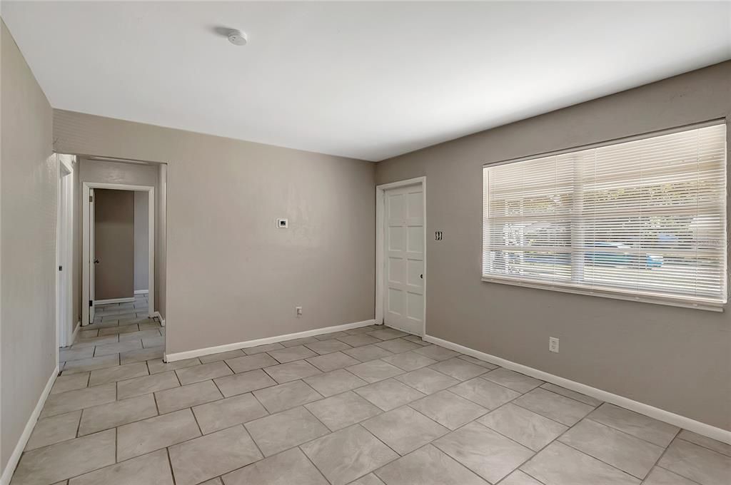 Active With Contract: $279,900 (2 beds, 2 baths, 825 Square Feet)