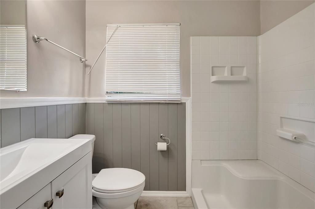 Active With Contract: $279,900 (2 beds, 2 baths, 825 Square Feet)