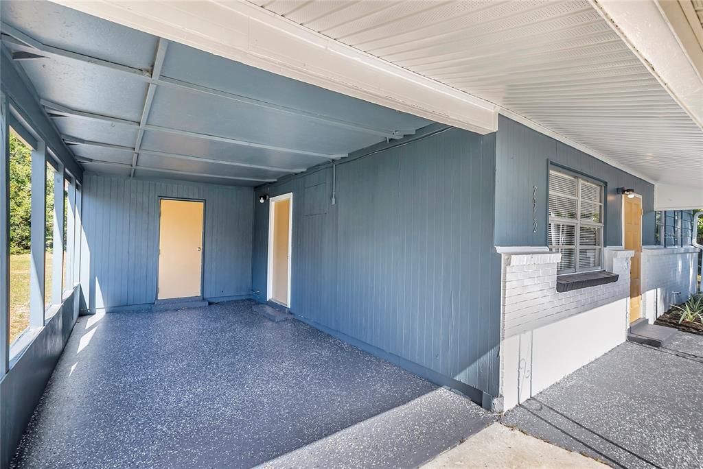 Active With Contract: $279,900 (2 beds, 2 baths, 825 Square Feet)